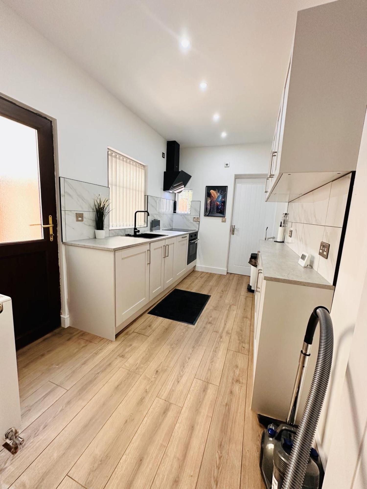R4 Luxury Studio En-Suite Room In Harborne Lane By Queen Elizabeth Hospital Birmingham Esterno foto